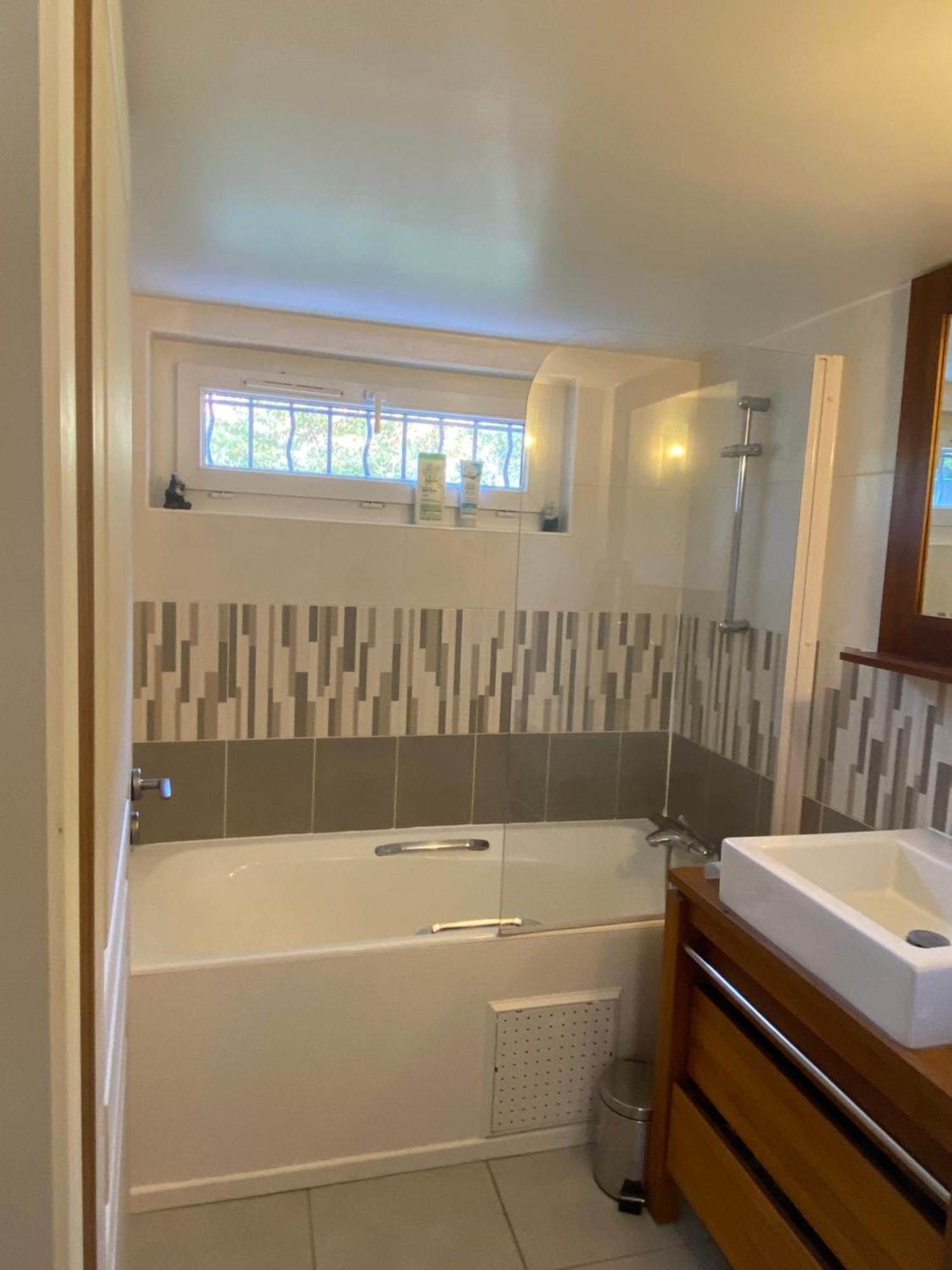 Chambre En Duplex, Entree Autonome, Sdb Privative Taverny Esterno foto